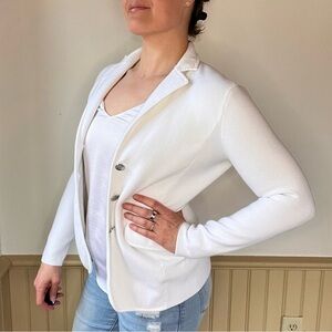 Lauren Ralph Lauren White Blazer with Notched Lapel and Fitted Silhouette